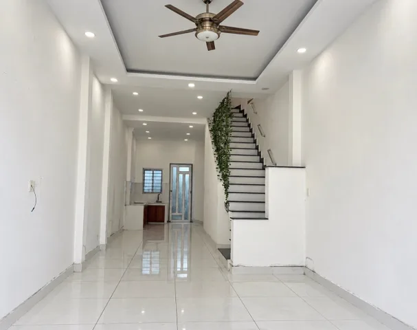 🔥 KÊNH NƯỚC ĐEN – 105M² – 2 TẦNG – 3PN – 4WC – HXH TRÁNH – 4,1 TỶ TL