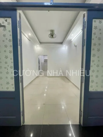 Nhà 2 tầng đúc, cạnh cư xá ngân hàng; hẻm 3.5m hàng xóm trục đường số Tân Quy
