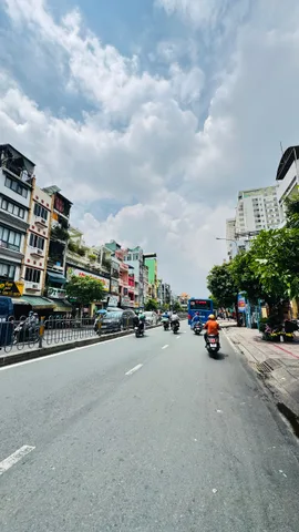 BÁN NHÀ MẶT TIỀN HOÀNG DIỆU 4 TẦNG QUẬN 4