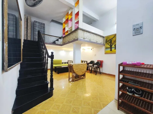 CHO THUÊ NHÀ GẦN 409 PHỐ ĐỘI CẤN, BA ĐÌNH, SẴN NỘI THẤT, GẦN PHỐ