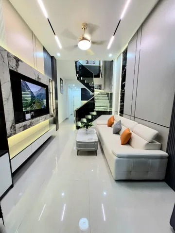 HIẾM, NHÀ 3 TẦNG, KIỆT THÔNG TỨ HƯỚNG, full nội thất ở ngay.làm việc trực tiếp chủ nhà
