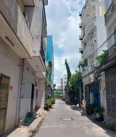 B.ÁN NHÀ 4 TẦNG VÀI BƯỚC CHÂN RA LÊ VĂN QƯỚI, DTSD 200m2 , 4PN, 5.Ty TL.
