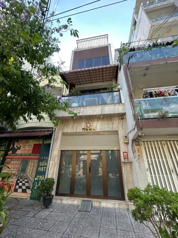 MTKD Thái Phiên Q11 . DT : 3,7 x 17m . 4 Tầng Giá : 17,5 tỷ