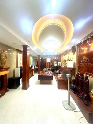 CHDV CĂN GÓC – 7 TẦNG CÓ THANG MÁY – 14 PHÒNG FULL NỘI THẤT – DÒNG TIỀN 70TR/THÁNG