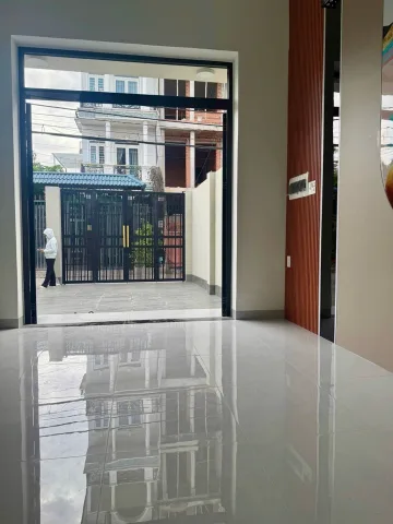 MTKD ĐƯỜNG SỐ NGUYỄN DUY TRINH - 105M2 4 TẦNG - LÔ GÓC SÂN ĐỔ OTO - CHỈ 6.5TỶ BỚT LỘC