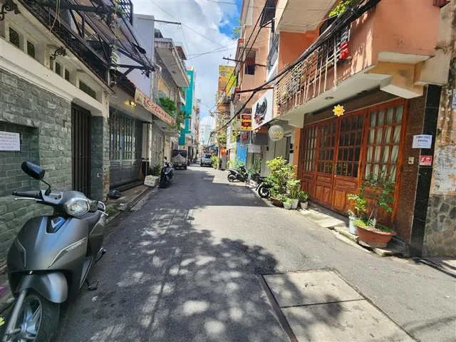 NHÀ NGUYỄN HỮU TIẾN - ĐƯỜNG 10M - 3 TẦNG - 79M² - NGANG 5.8M - GIÁ 7 TỶ