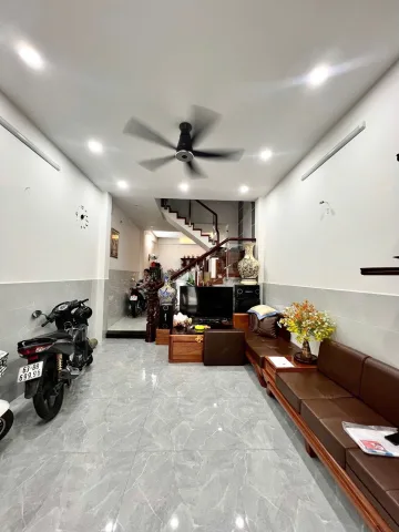 NHÀ ĐƯỜNG SỐ 18 - 4 TẦNG -SÁT CHỢ PHẠM ĐĂNG GIẢNG² - NGANG 4.6M - CHỈNH CHỦ