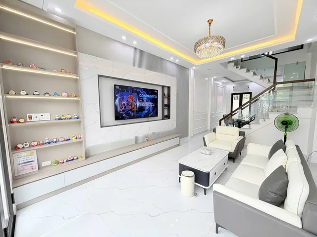 SIÊU HỜI 4,5 TỶ – NHÀ 4 TẦNG MỚI ĐỘC LẬP  Ô TÔ ĐỖ CỬA – MẶT ĐƯỜNG HỒ ĐÁ, SỞ DẦU