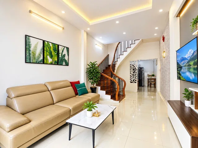 🏡BÁN GẤP NHÀ 2 TẦNG DT 67M2 CHỈ 4.9 TỶ SHR VUÔNG, SÁT MT MAN THIỆN, GẦN LÊ VĂN VIỆT - NGÃ 4 THỦ ĐỨC