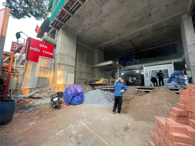 TOÀ NHÀ VĂN PHÒNG 5,000 M2- MẶT TIỀN ĐIỆN BIÊN PHỦ ĐỐI DIỆN CV LÊ VĂN TÁM- NGANG 30M- GIÁ: 2,8 TỶ/TH