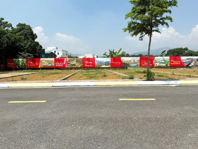 Bán Đất 100m2 có sẵn 40 m2 thổ cư giá 7 tỷ tại Xã Tiến Xuân Huyện Thạch Thất Hà Nội