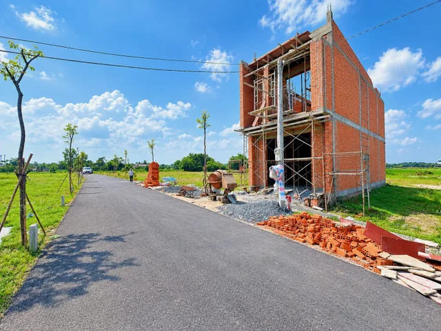 Bán Đất 100m2 có sẵn 100 m2 thổ cư giá 1tỷ Xx ngay Đường Ba Sa- Củ Chi TP. Hồ Chí Minh