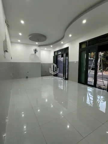 💎 CHO THUÊ TẦNG TRỆT ĐƯỜNG QUANG DŨNG, KĐT CHÍ LINH – NGANG 7M – CHỈ 5,5 TRIỆU/THÁNG 💎