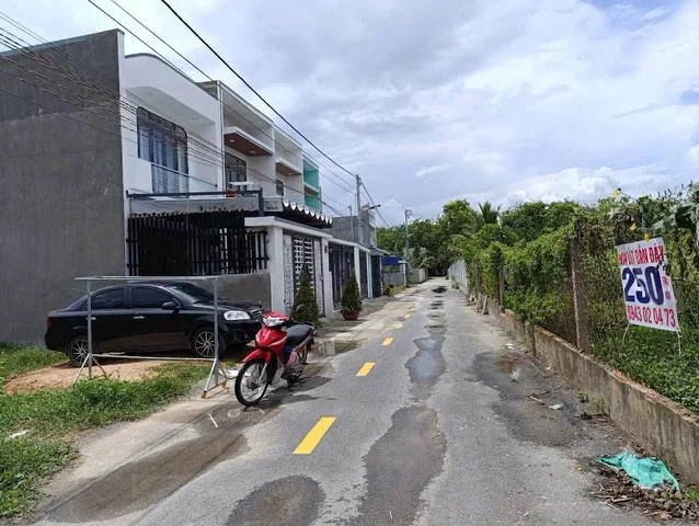 250tr sở Hữu Nhanh 480m2 có 180m2 thổ tại đường trục vào thẳng KCN Becamex Phường Chơn Thành Đồng Nai