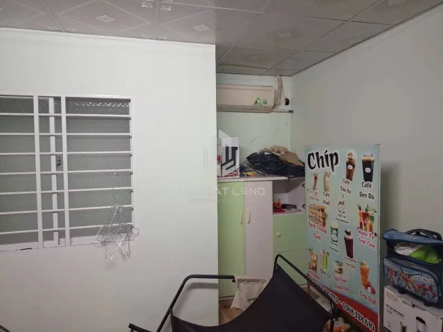 🔥 CHO THUÊ NHÀ CẤP 4 CÓ GÁC MẶT TIỀN A4, P.11 – 40M² – 2PN – VỪA Ở VỪA KINH DOANH – 5 TRIỆU/THÁNG 🔥