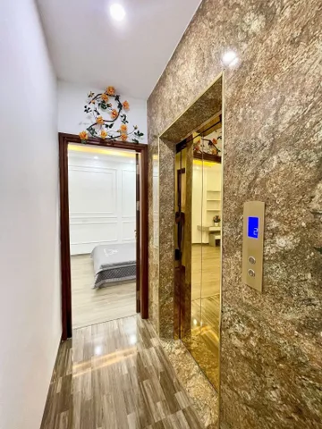 Cho thuê THUÊ NHÀ PHỐ PHÁO ĐÀI LÁNG. 35M2 - 6 TẦNG. THANG MÁY.