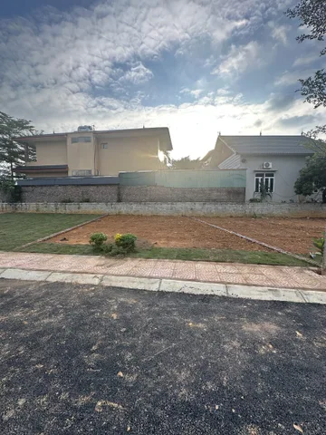 Bán Đất 115m2 có sẵn 115 m2 thổ cư giá 7.8 tỷ tại Xã Tiến Xuân Huyện Thạch Thất Hà Nội