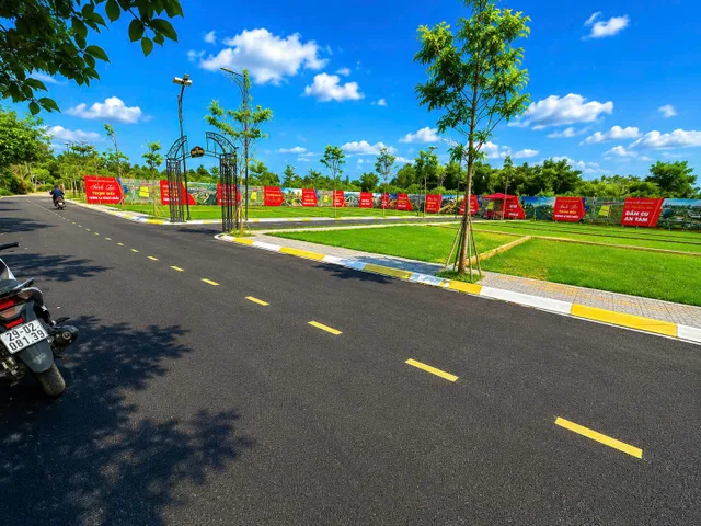 Bán Đất 100m2 có sẵn 75 m2 thổ cư giá 8 tỷ tại Xã Tiến Xuân Huyện Thạch Thất Hà Nội