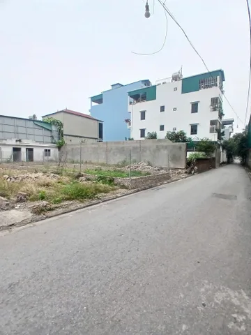 Bán Đất 100m2 có sẵn 100 m2 thổ cư giá 7 tỷ tại Xã Tiến Xuân Huyện Thạch Thất Hà Nội