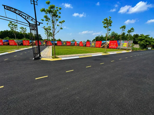 Bán Đất 100m2 có sẵn 75 m2 thổ cư giá 8.3 tỷ tại Xã Tiến Xuân Huyện Thạch Thất Hà Nội