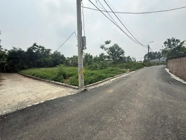 Bán Đất 150m2 có sẵn 150 m2 thổ cư giá 7.5 tỷ tại Xã Tiến Xuân Huyện Thạch Thất Hà Nội