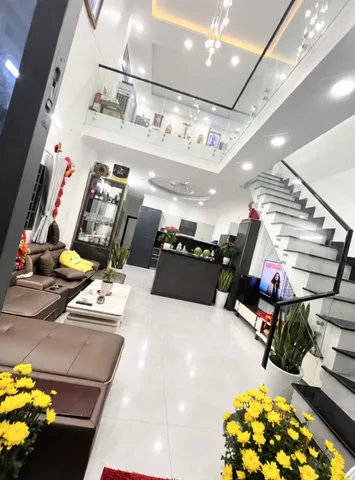 Nhà - giá 2,85 tỷ - Khu Phố Kim Điền  - diện tích 5,3M*18,8M - mặt tiền xe hơi - gần chợ - đường Đoàn Nguyên Tuấn - Cần Giuộc - Long An - liên hệ 0919089456