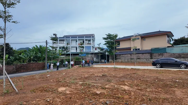 Bán Đất 108m2 có sẵn 108 m2 thổ cư giá 8.2 tỷ tại Xã Tiến Xuân Huyện Thạch Thất Hà Nội
