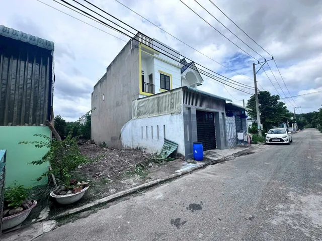 Full thổ 110m2 - giá 1tỷ cách Chợ Nhật Huy 500m - Bến Cát - Bình Dương