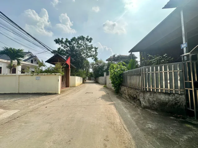 Bán Đất 100m2 có sẵn 100 m2 thổ cư giá 9 tỷ tại Xã Tiến Xuân Huyện Thạch Thất Hà Nội