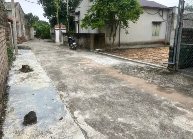 Bán Đất 100m2 có sẵn 100 m2 thổ cư giá 1.9 tỷ tại Phường Xuân Khanh Thị xã Sơn Tây Hà Nội