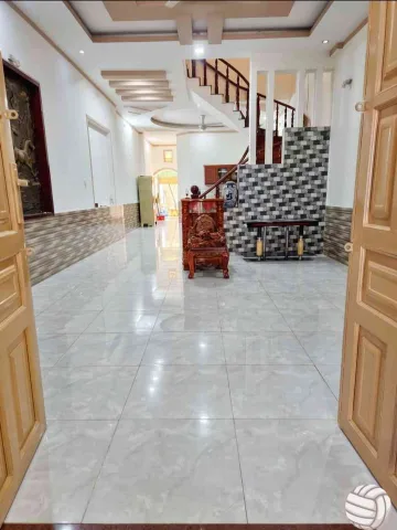 ĐƯỜNG C, TTHC DĨ AN - NHÀ PHỐ 3 TẦNG 136M2 (5.2X26.2M), 4PN, SÂN Ô TÔ, SỔ HỒNG - 9,2 TỶ