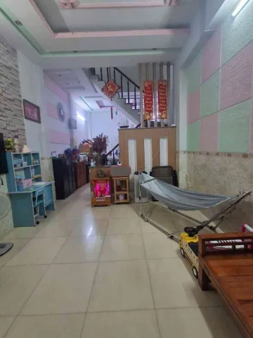 Bán Nhà 4 Tầng, DT 48m2 có sẵn 48 m2 thổ cư giá 6.15 tỷ tại Đường Mã Lò Phường Bình Trị Đông A Quận Bình Tân TP. Hồ Chí Minh