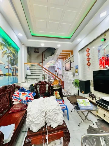 Bán Nhà Mặt Tiền Kinh Doanh 3 Tầng, DT 68m2 có sẵn 68 m2 thổ cư giá 11 tỷ tại Đường Lê Quốc Trinh Phường Phú Thọ Hòa Quận Tân Phú TP. Hồ Chí Minh