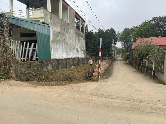 Bán Đất 103m2 thổ cư giá 2.75 tỷ tại Tân Xã Khu Công Nghệ Cao Hòa Lạc