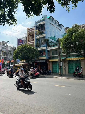 Mặt tiền Hàn Hải Nguyên Q11. Diện Tích  (3.5 * 13m)  4 lầu 12.2 tỷ