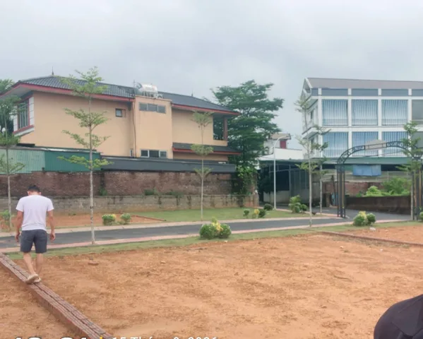 Bán Nhà trọ 300m2 có sẵn 300 m2 thổ cư giá 18 tỷ tại - Chọn - Xã Hòa Lạc Hà Nội