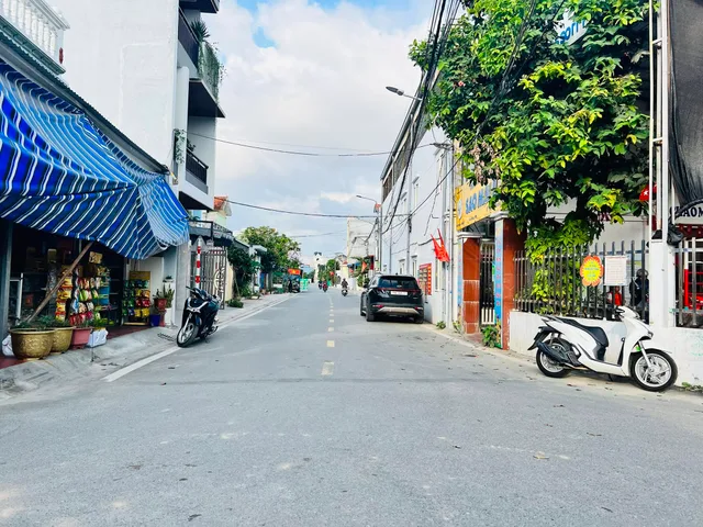 BÁN LÔ GÓC QUỲNH HOÀNG – NAM SƠN – AN DƯƠNG 54m² + 6m lưu không Giá chỉ 1,25 tỷ
LH 0979087664