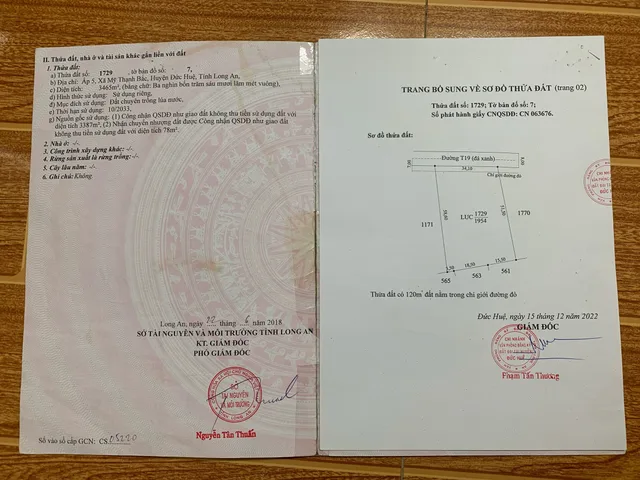 Đất nằm giữa các khu công nghiệp đang vào qui hoạch! Gần ngã 3 ông Đường, ông Tỵ. Gần đường 822B. Cách cầu Đức Huệ 2-1km. Gần trường, chợ, bách hoá xanh. Điện đầy đủ. Lên thổ dể dàng! Giá còn thương lượng!