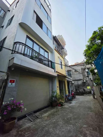 ⚡️ TRUNG TÂM THẠCH BÀN – 33M² – MT 3,7M – GIÁ 5,4 TỶ 💥