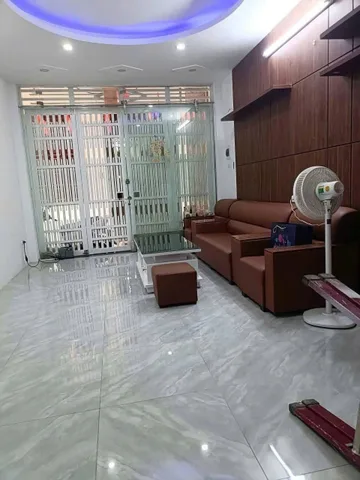 Nhà sạch đẹp, Full Đồ ngõ 639 Hoàng Hoa Thám, Ba Đình 40m x 5T (3 ngủ) giá 13.5 triệu