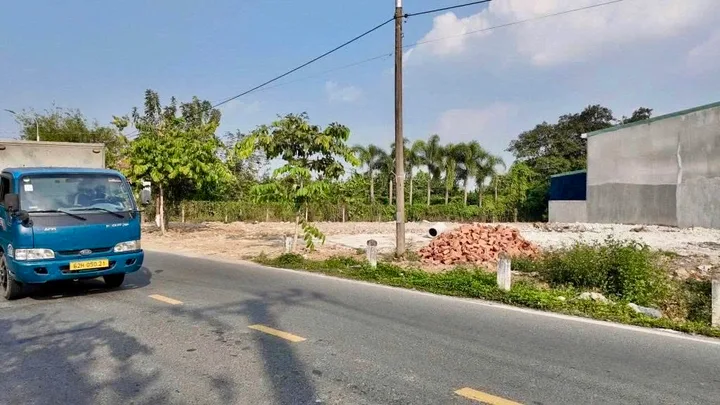 CHỈ CÒN 3 LÔ ĐẤT NỀN DÀI 30M MẶT TIỀN HƯƠNG LỘ 7,VỊ TRÍ CỰC ĐẸP, NGAY CẦU BẠCH ĐẰNG 2