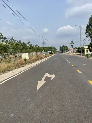 Bán Đất 500m2 có sẵn 100 m2 thổ cư giá 2.5 tỷ tại - Chọn - Xã Nha Bích Đồng Nai