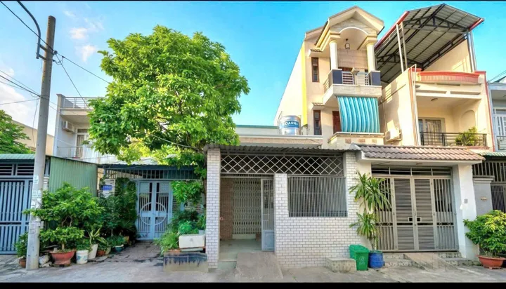 Bán Nhà riêng 88m2 có sẵn 88 m2 thổ cư giá 5 tỷ tại Đường Tỉnh Lộ 10 Phường Bình Trị Đông Quận Bình Tân TP. Hồ Chí Minh