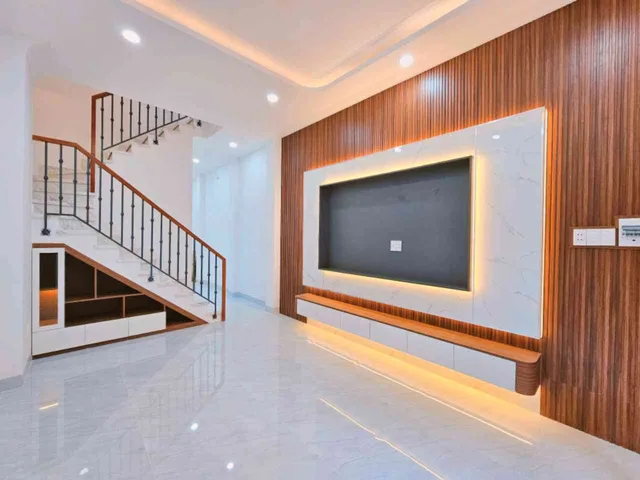 NHÀ MỚI ĐẸP LUNG LINH - 3 TẦNG BTCT VÀO Ở NGAY - HẺM 3 XE HƠI TRÁNH NHAU CHẠY THÔNG