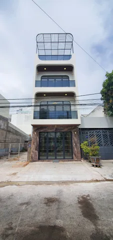 Bán nhà đẹp 100m2 đường Đỗ Hành cạnh siêu thị Lotte Phan Thiết