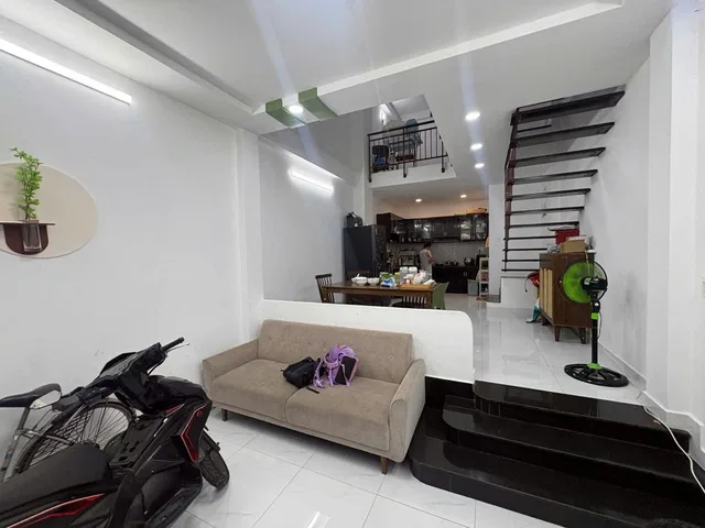🏡 NHÀ HXH- NGAY TRUNG TÂM TP- GÒ DẦU- ĐI BỘ RA CÔNG VIÊN- 3P ĐẾN AEON-3TẦNG