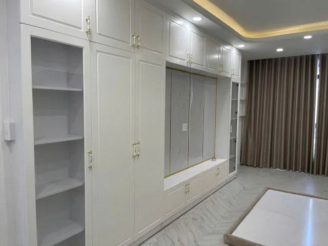 Bán Nhà Mặt Tiền 494 Nguyễn Kiệm, Phường 4, Phú Nhuận