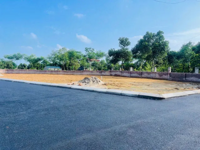 Bán Đất 100m2 có sẵn 100 m2 thổ cư giá 7.5 tỷ tại - Chọn - Xã Hòa Lạc Hà Nội