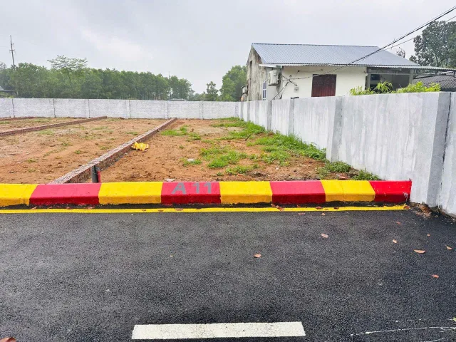 Bán Đất 100m2 có sẵn 100 m2 thổ cư giá 7.2 tỷ tại Xã Tiến Xuân Huyện Thạch Thất Hà Nội