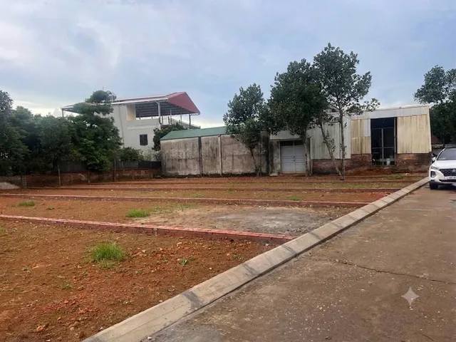 Bán Đất 120m2 có sẵn 120 m2 thổ cư giá 9 tỷ tại Xã Tiến Xuân Huyện Thạch Thất Hà Nội